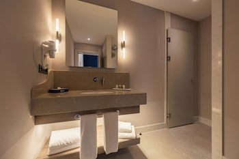 Ramada Encore By Wyndham Istanbul Bayrampasa fotoğrafı