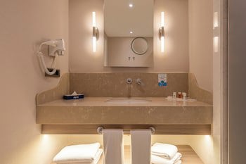 Ramada Encore By Wyndham Istanbul Bayrampasa fotoğrafı