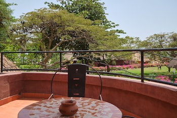 Royam Hotel