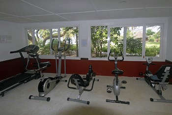 Royam Hotel
