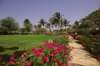 Royam Hotel