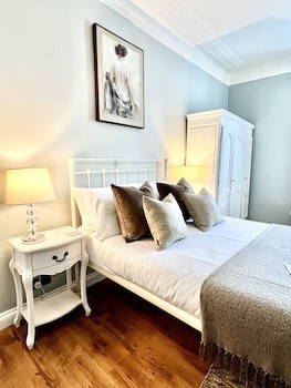 Devon House Guest House