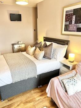 Devon House Guest House