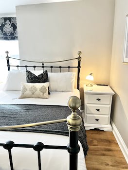 Devon House Guest House