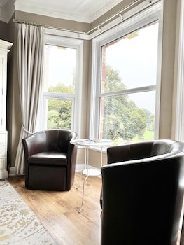 Devon House Guest House