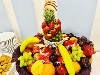Meral Crown Hotel