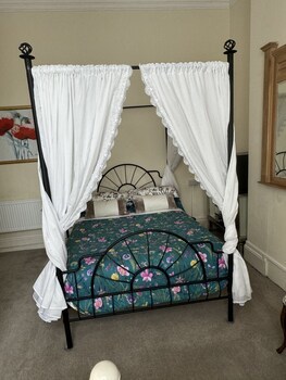 Albemarle Hotel