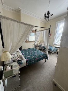 Albemarle Hotel