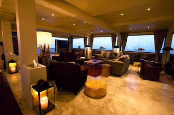 Pelican Point Lodge