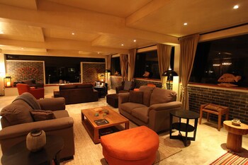 Pelican Point Lodge