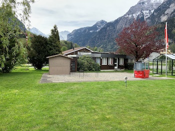 Jungfrau Hotel Annex Alpine Inn