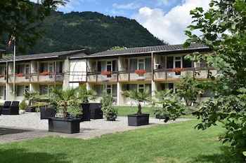 Jungfrau Hotel Annex Alpine Inn