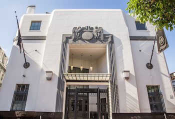 American Trade Hotel