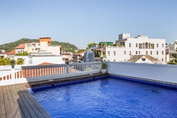 American Trade Hotel