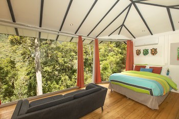 Dantica Cloud Forest Lodge