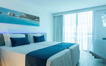 Anonymous Beach Hotel - Adults Only fotoğrafı