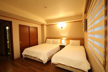 Angel Hotel