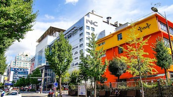 Angel Hotel