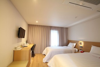 Angel Hotel