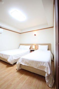 Angel Hotel
