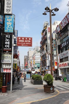 Angel Hotel
