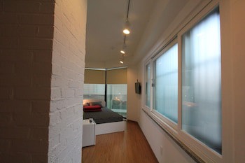 B My Guesthouse - Hostel