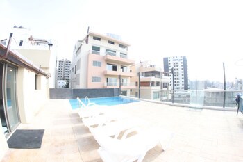 Jounieh Suites Hotel