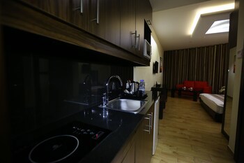 Jounieh Suites Hotel