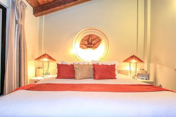 Plaza Gallery Hotel & Boutique