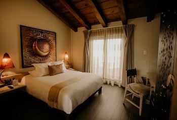 Plaza Gallery Hotel & Boutique