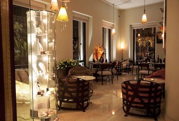 Plaza Gallery Hotel & Boutique