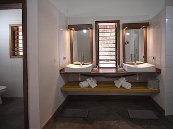Antsanitia Resort