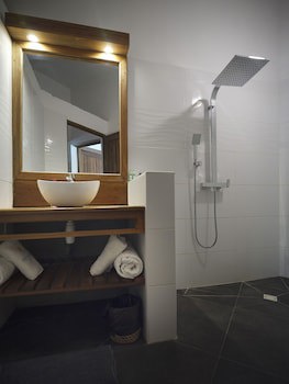 Antsanitia Resort