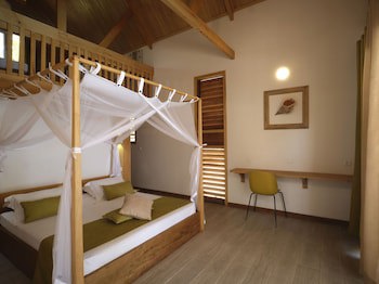 Antsanitia Resort