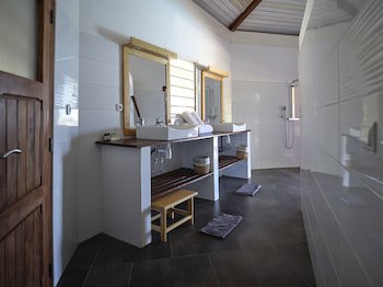 Antsanitia Resort