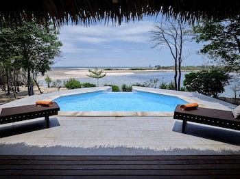 Antsanitia Resort
