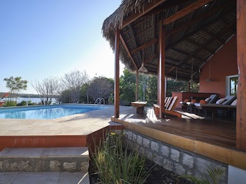Antsanitia Resort