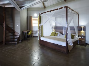 Antsanitia Resort