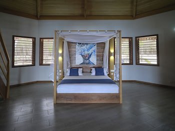 Antsanitia Resort