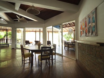 Antsanitia Resort