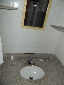 Flats Paguru