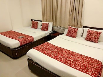 Hotel Sai Grand Castle Inn