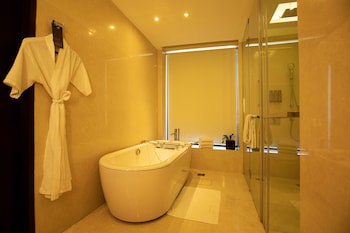 Courtyard By Marriott Pune Chakan
