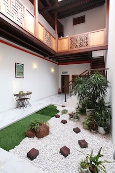 Gingerflower Boutique Hotel