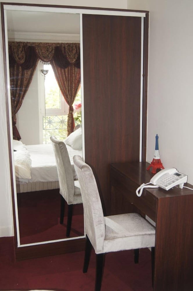 Hotel Regina Montmartre