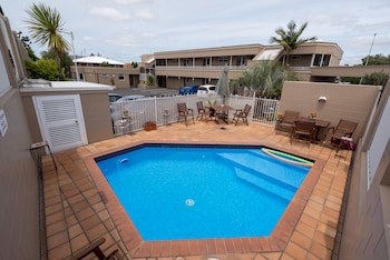 Baywatch Motor Inn