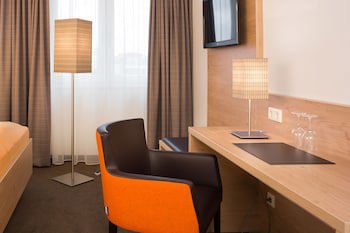 Stadthotel am Romerturm galeri fotoğrafı