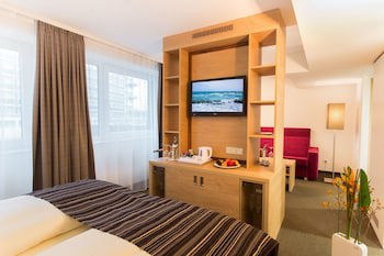 Stadthotel am Romerturm galeri fotoğrafı