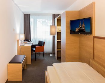 Stadthotel am Romerturm galeri fotoğrafı