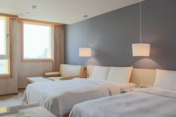 Kindness Hotel Glory Pier